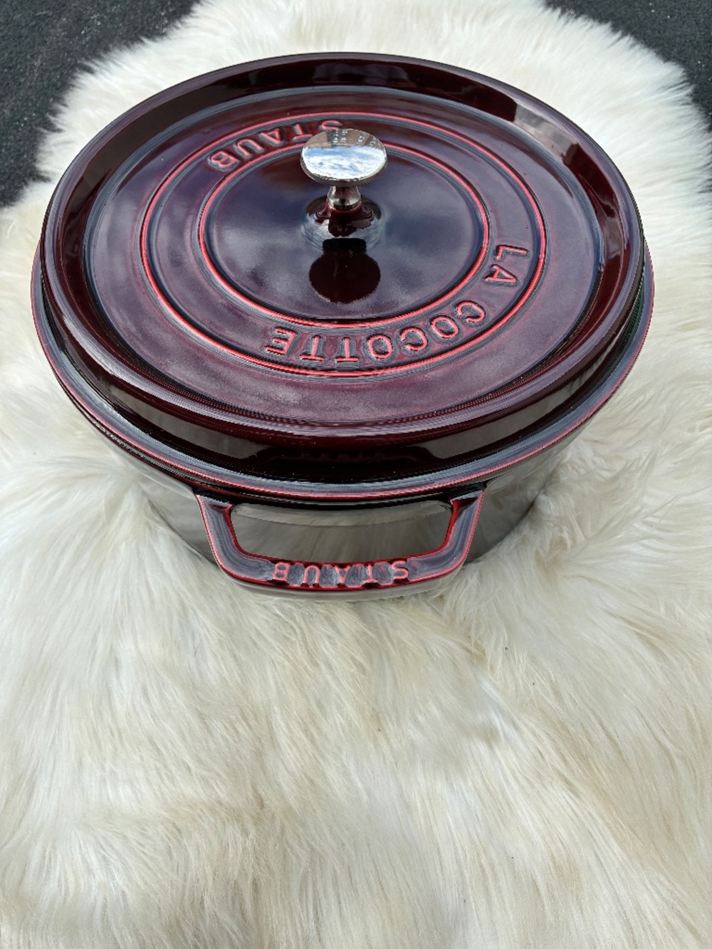 STAUB Cast Iron 7qt Round Cocotte Grenadine - Picture 3 of 15